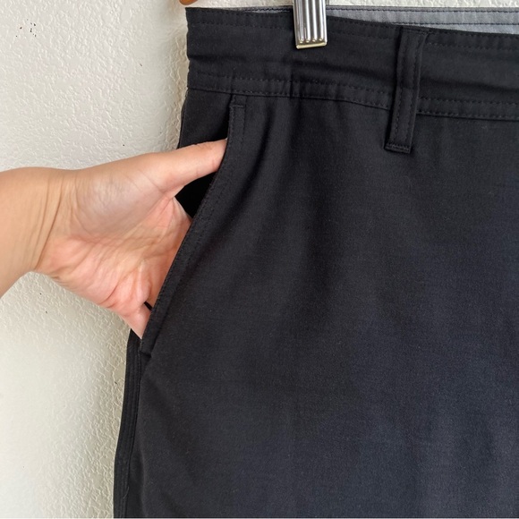 O’Neill | Reserve Light Check 19” Hybrid Shorts - Picture 8 of 14